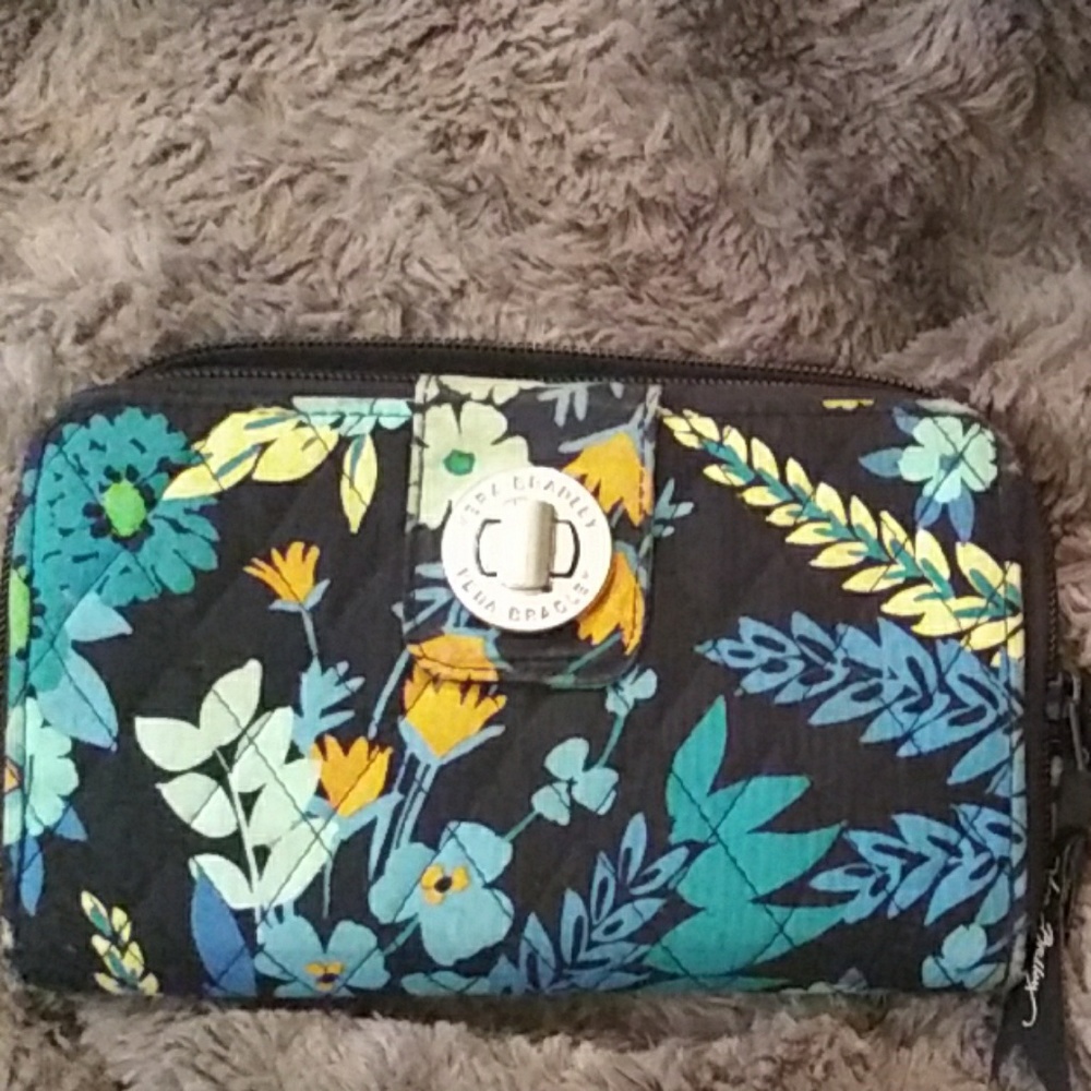 Wallet full size